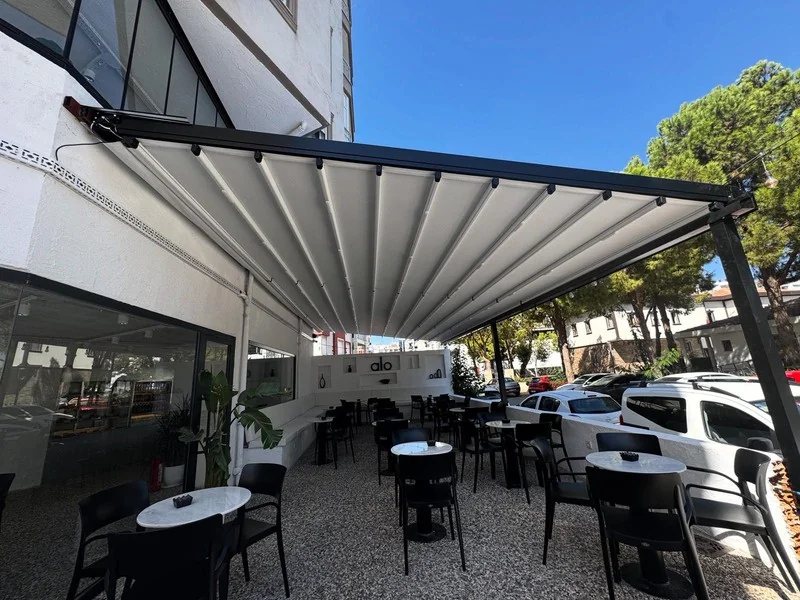 Akdeniz Tente Pergola - Kafe & Restoran Sistemleri uygulama fotoğrafı